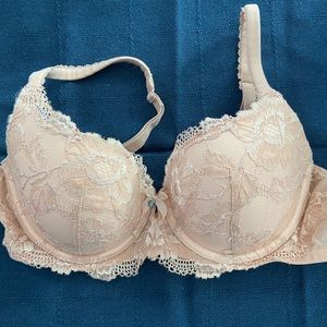 34D Victoria Secret Bra